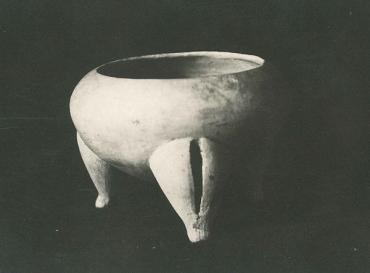 Tripod bowl