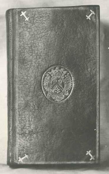 Pseautier distribué suivant le Breviaire de Paris, avec les Hymnes de toute l'année, les Cantiques & les Oraisons.