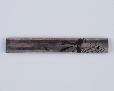 Kozuka: (front) Goose and Rushes; (back) inscription