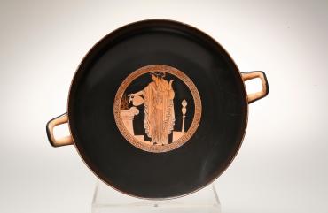 Kylix (Drinking Vessel) with Woman Sacrificing