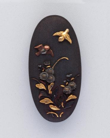 Kashira: Chrysanthemums and Flying Birds