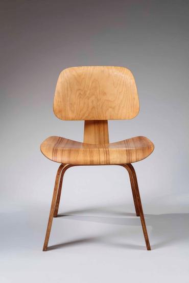 DCW (Dining Chair Wood) CHAIR