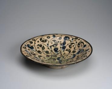 Bowl with Arabesque