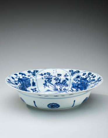 Blue and White Ware Dish