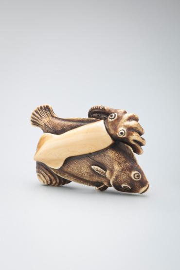 Netsuke: Ika (squid), Karei (fish) and seashells