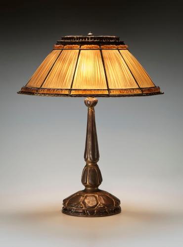 Favrile fabrique (Linenfold) Table Lamp
