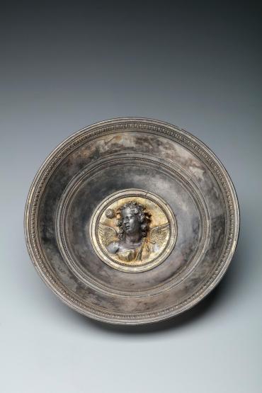 Bowl with Central Medallion