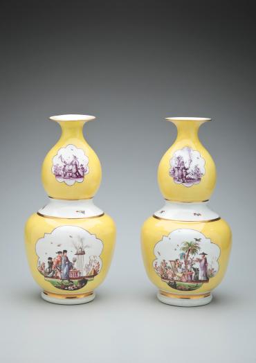 Pair of Vases with Chinoiseries