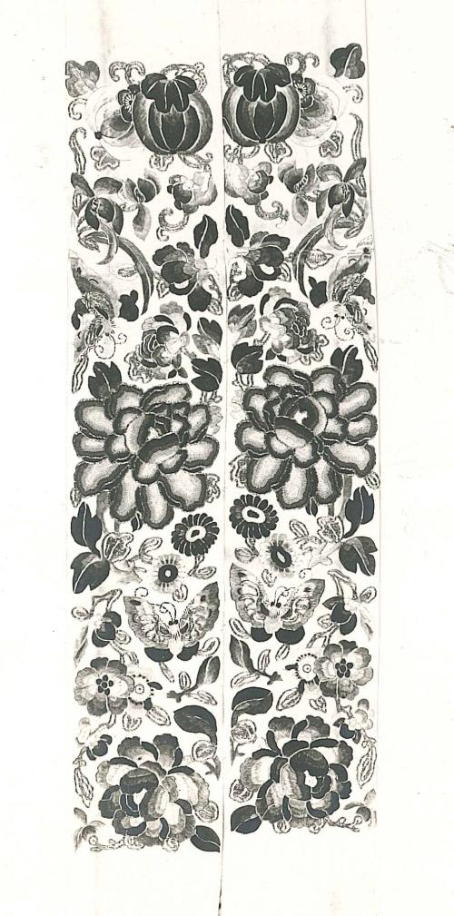 Pair, decorations for coat sleeves