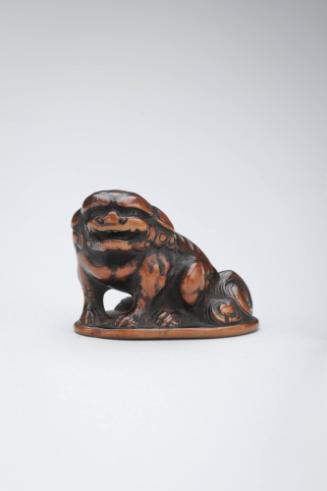 Netsuke:  seated lion