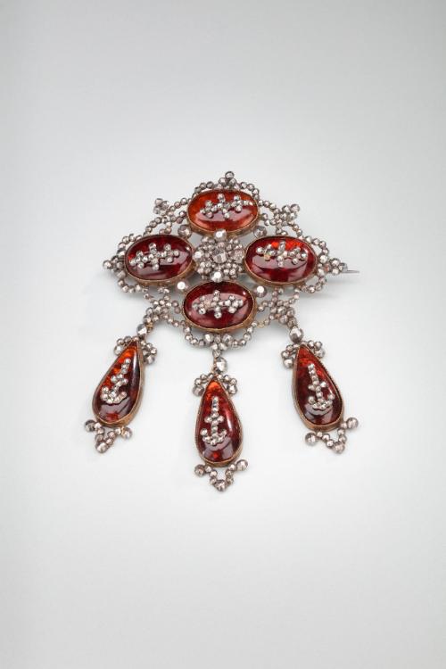 Brooch