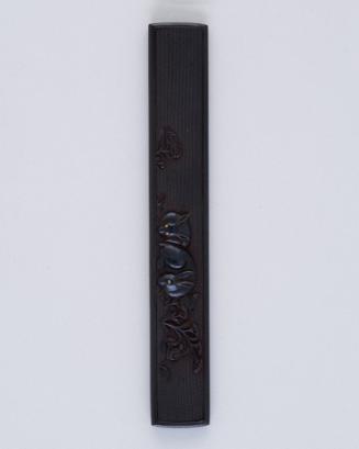Kozuka: Pair of Rabbits and Autumn Flowers