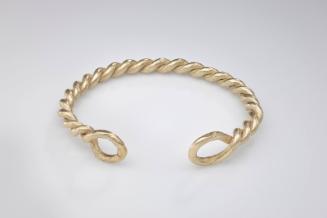 Celtic Gold Twisted Armlet