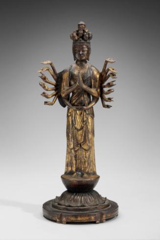 Standing Senju Kannon (Sahasrabhuja)