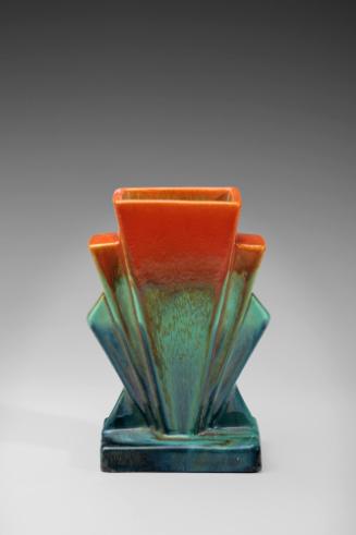 Skyscraper Fan Vase
