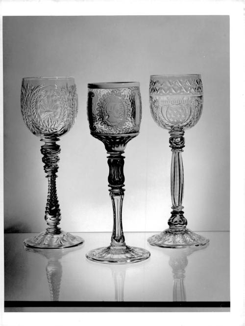 Goblet (aqua, engraved)